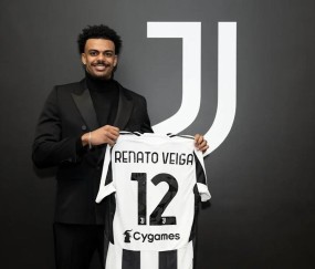 冲刺阶段意甲传出新动向，切尔西官宣签约，管理层表态——气氛紧张，资深球员宣示担当(孙兴慜重返托特纳姆热刺球场)-体育直播