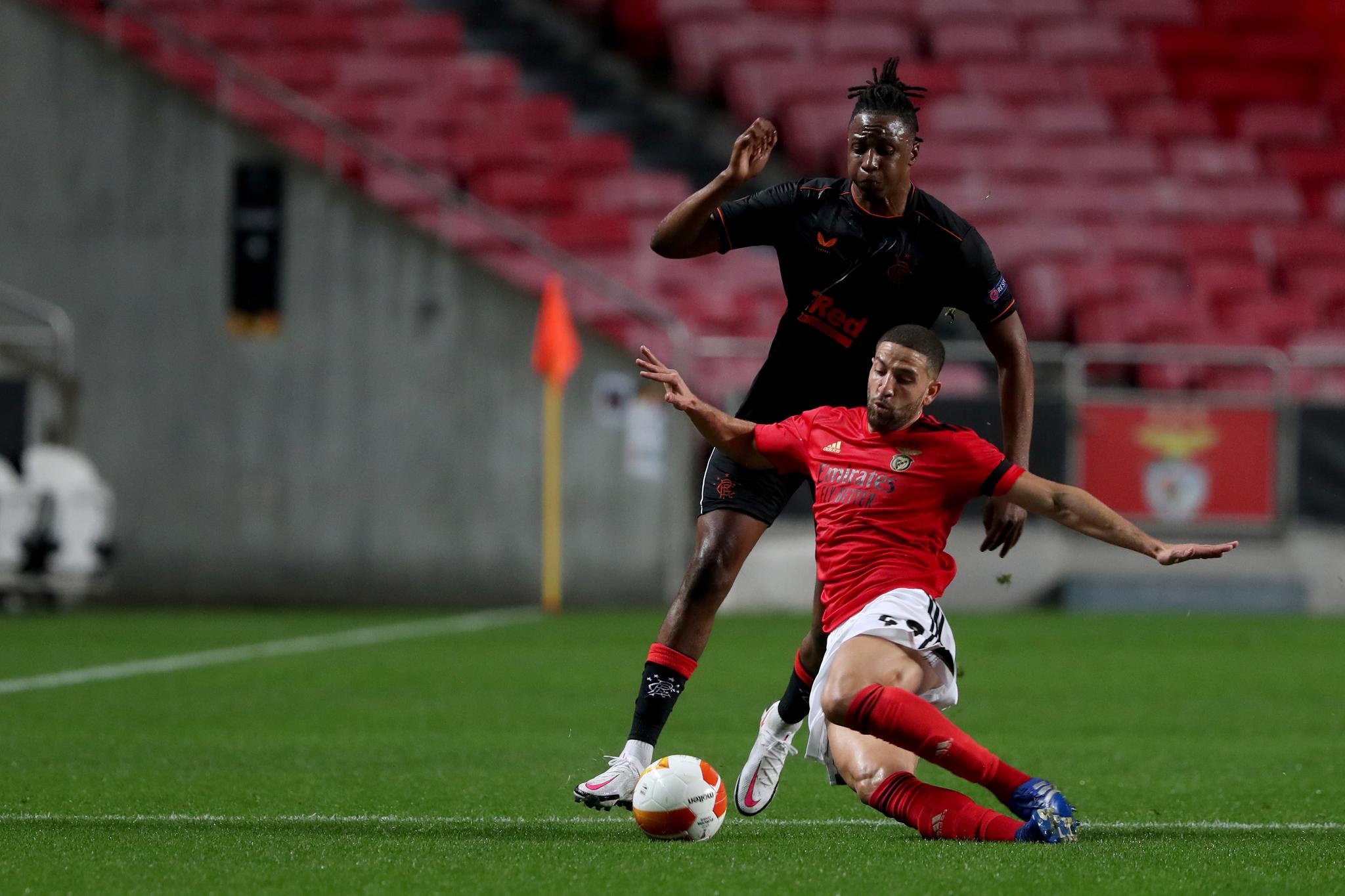 里程碑夜！本菲卡门线救险；国王杯加时末段刷纪录；媒体盛赞；资深球员宣示担当的简单介绍